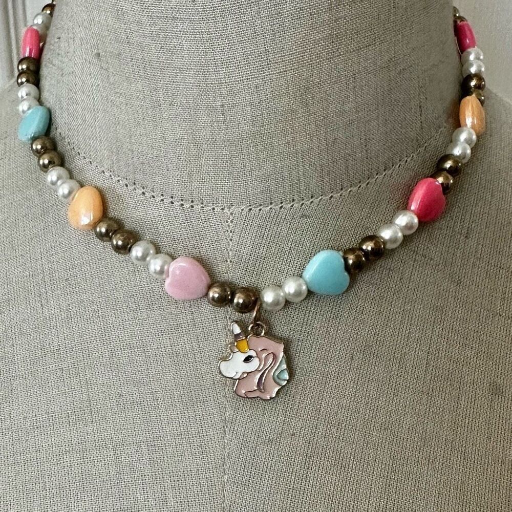 Pastel Heart Unicorn Beaded Necklace – Cute Kitsch Charm